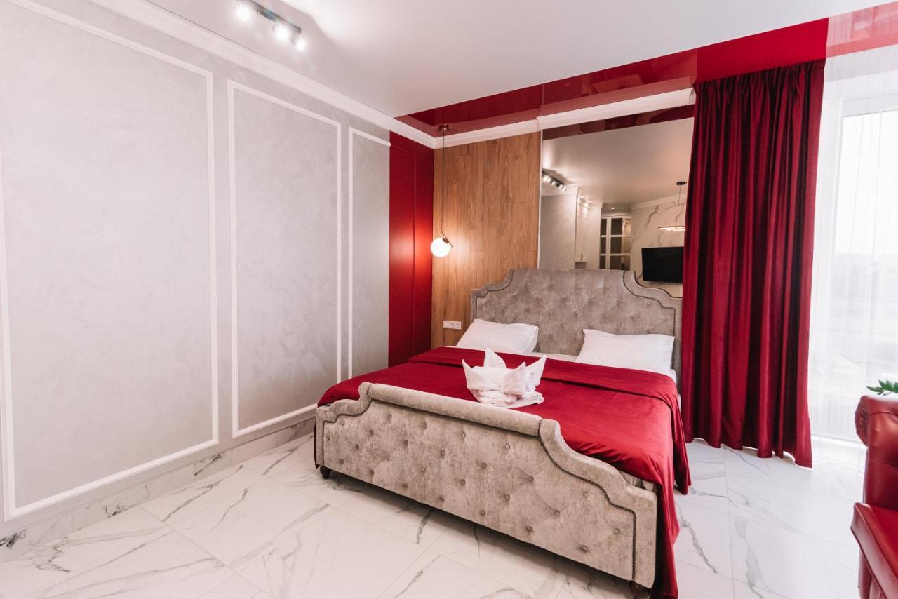 Royal Tower Vip Smart Apartments 4 Kyiv Exterior photo