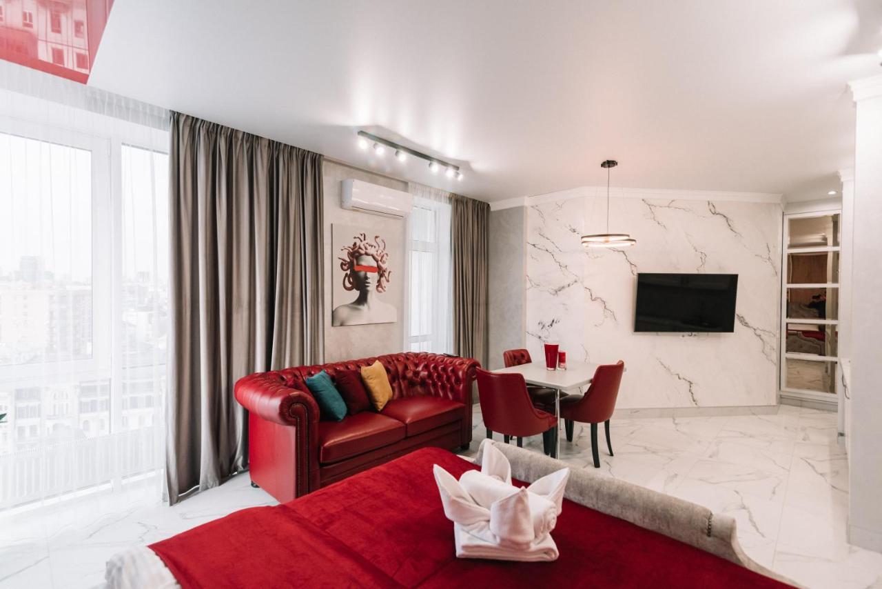 Royal Tower Vip Smart Apartments 4 Kyiv Exterior photo
