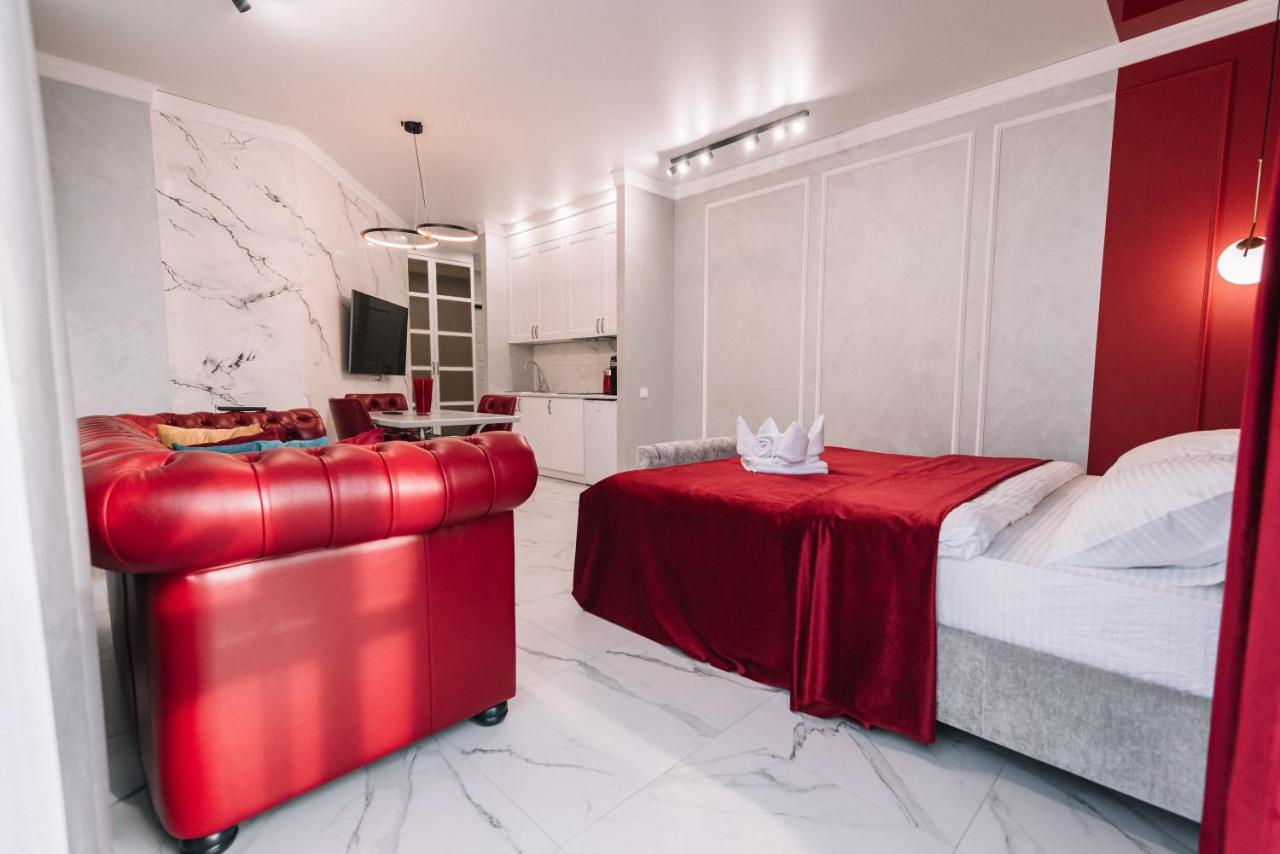 Royal Tower Vip Smart Apartments 4 Kyiv Exterior photo